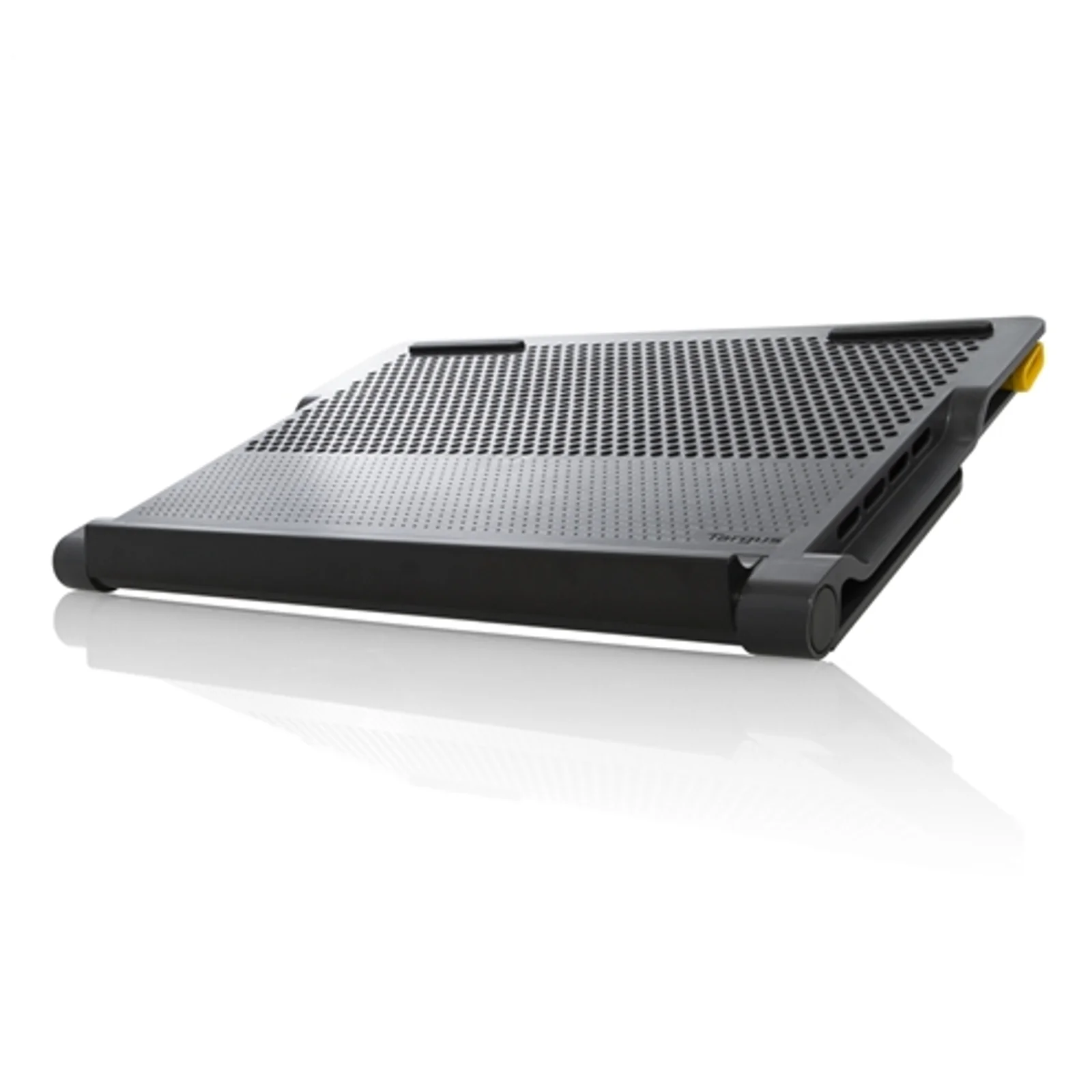 Targus Chill Mat™+ with 4-Port Hub