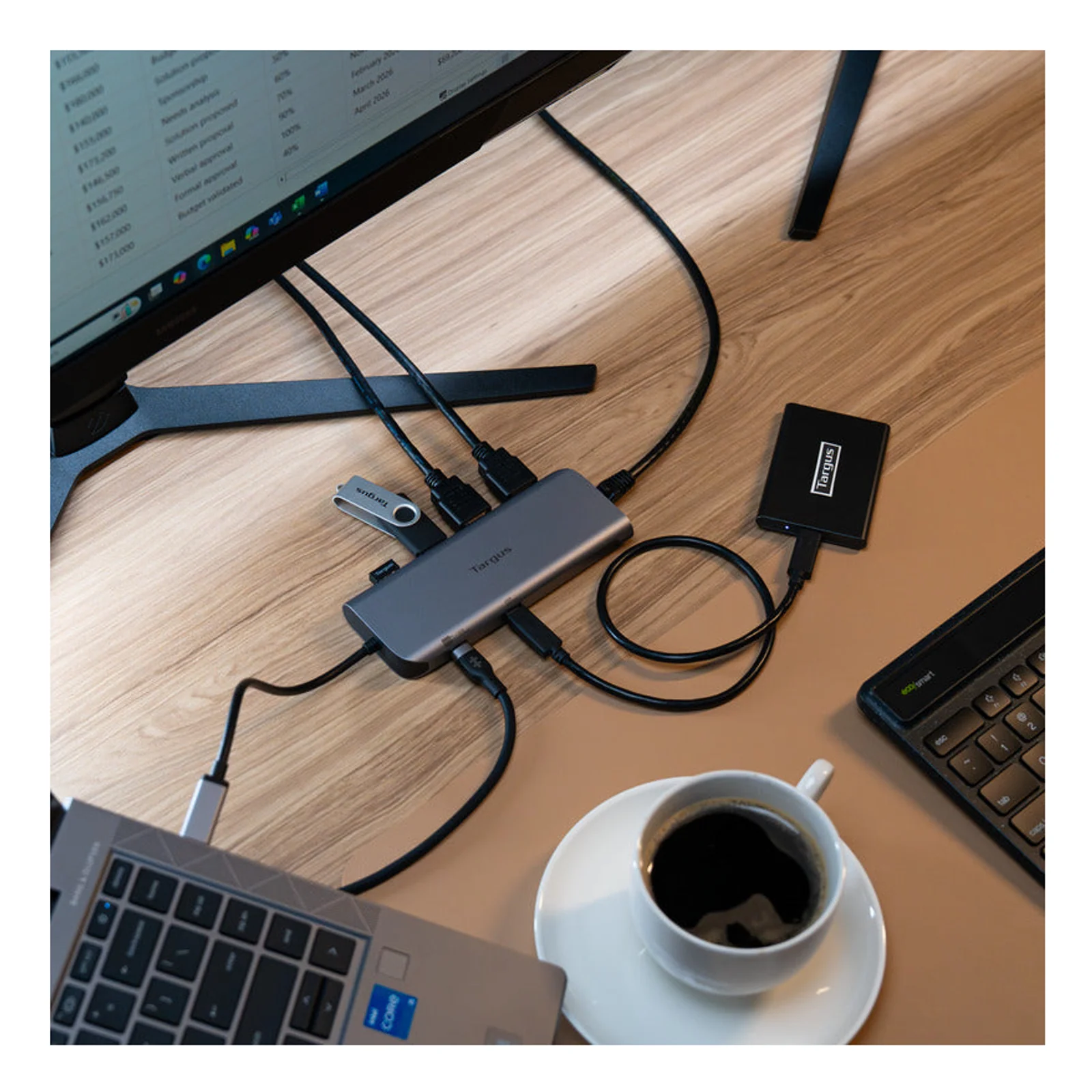 Targus DOCK427GL station d'accueil Avec fil USB 3.2 Gen 2 (3.1 Gen 2) Type-C Gris