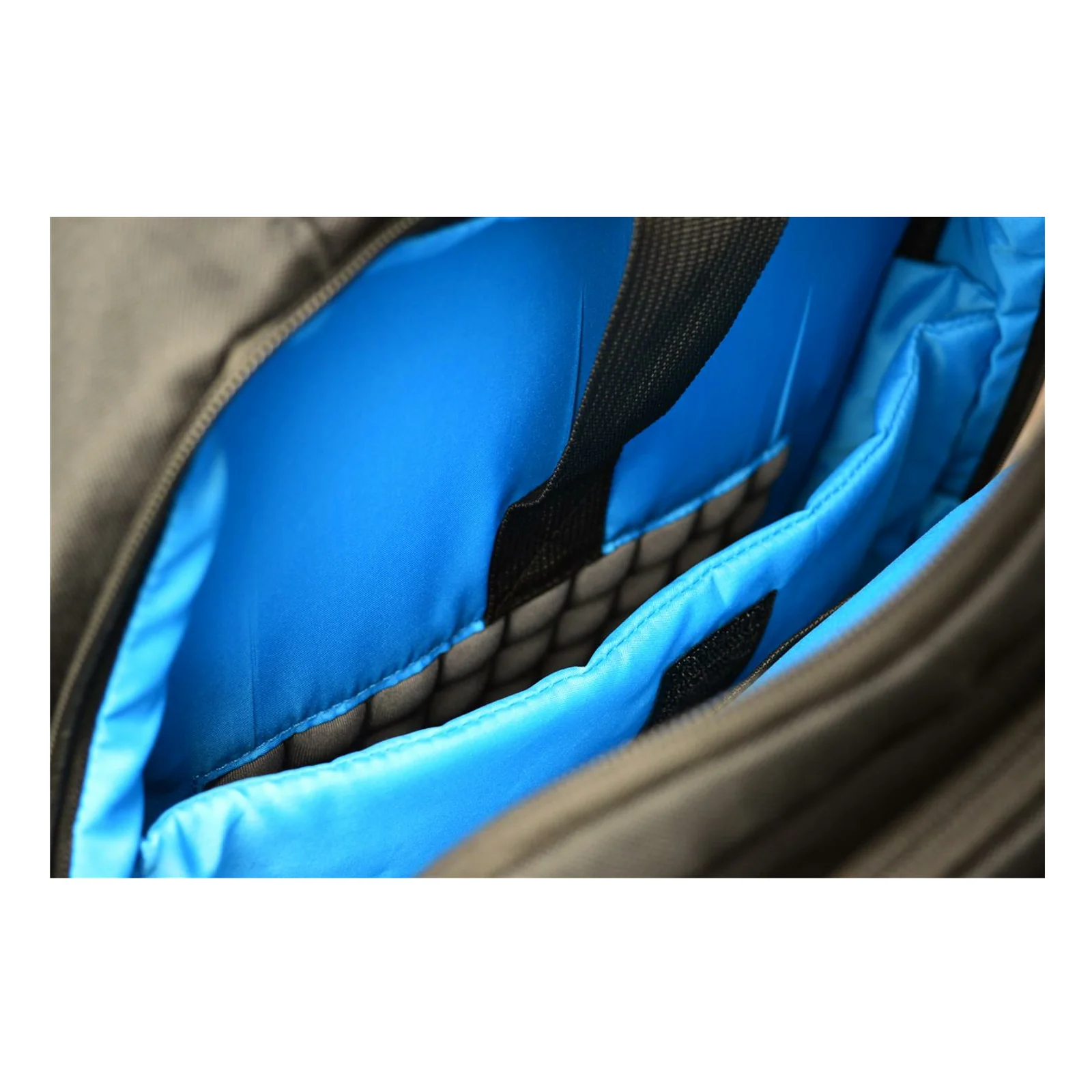 Techair Eco essential 39,6 cm (15.6") Étui sac à dos Noir