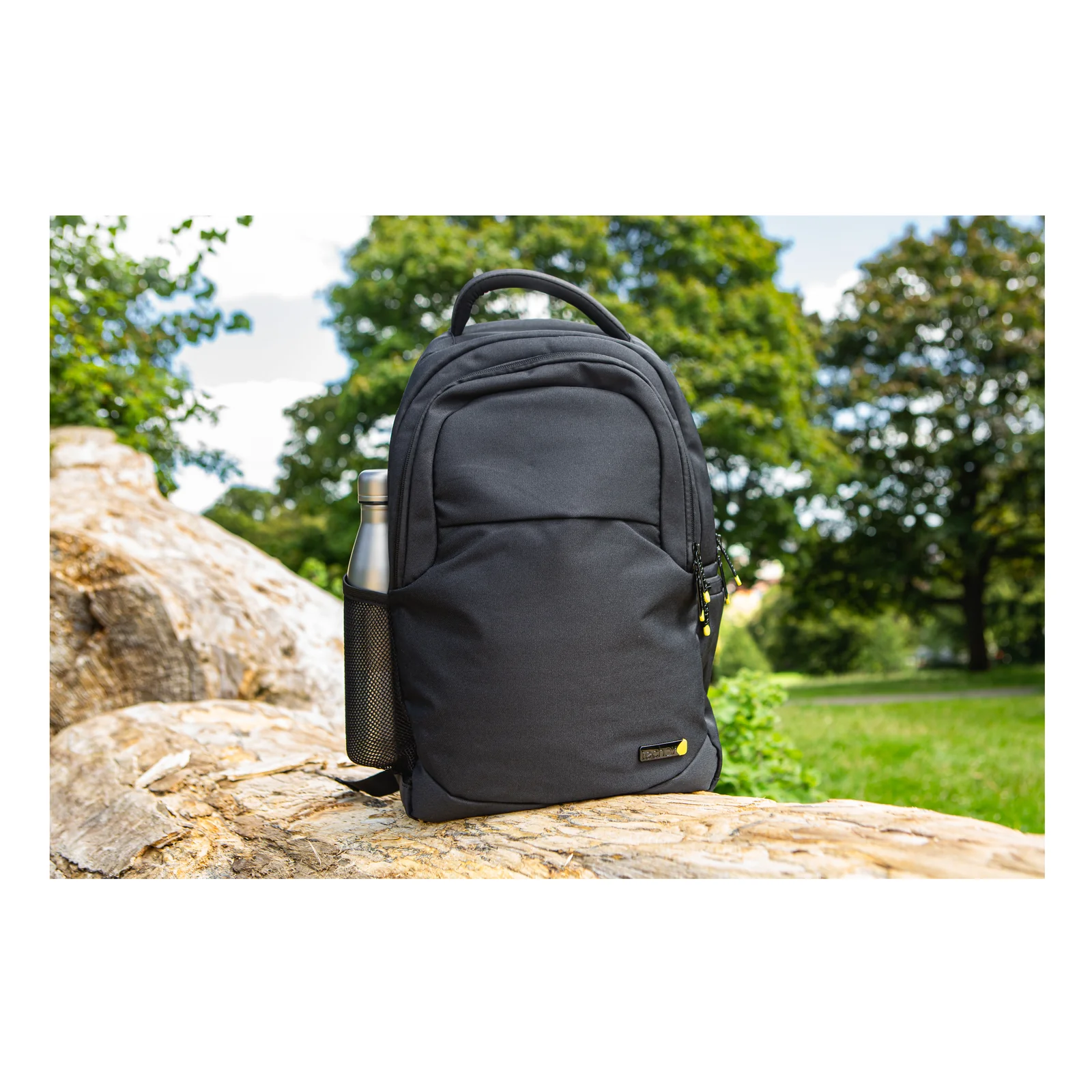 Techair Eco essential 39,6 cm (15.6") Étui sac à dos Noir