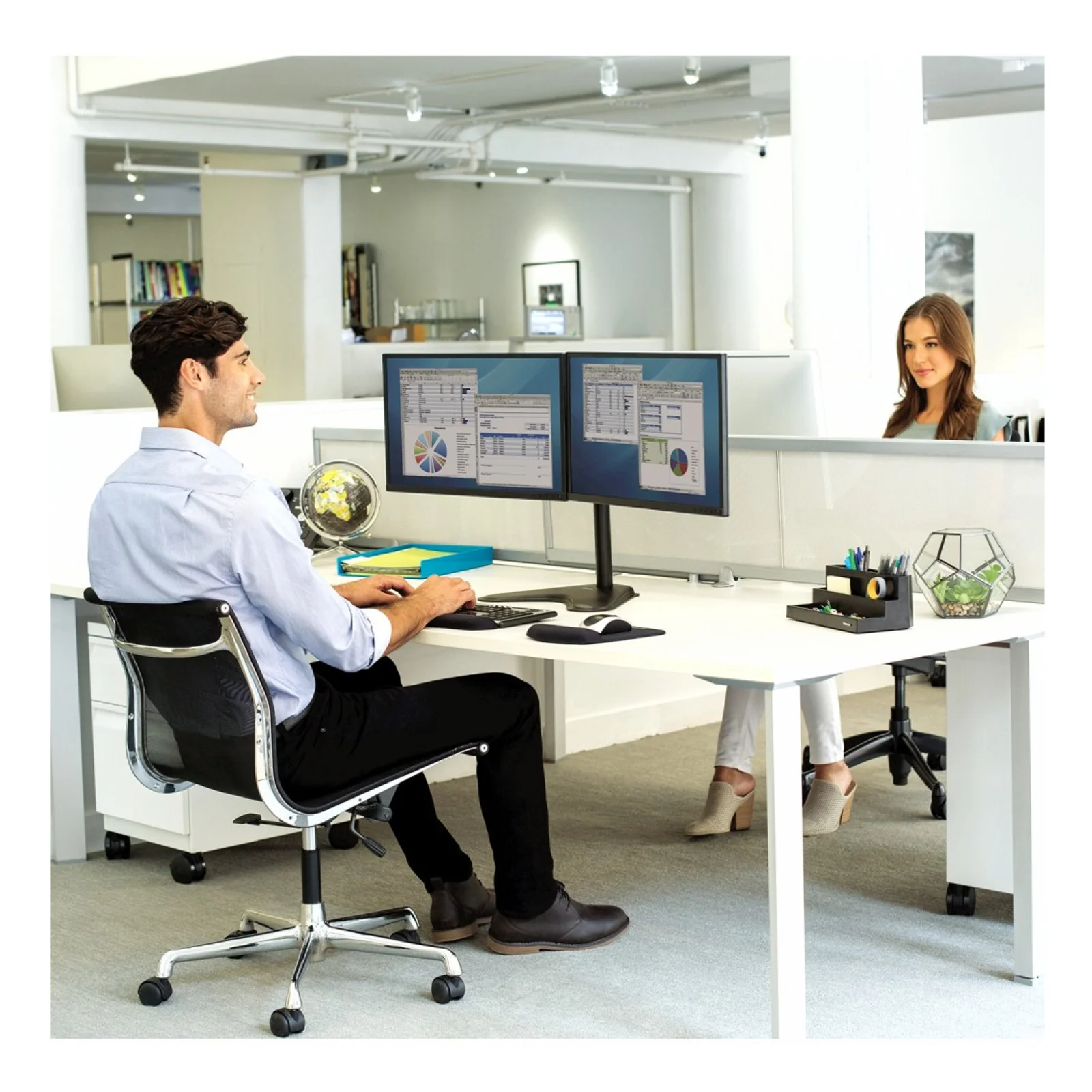 Techly ICA-LCD 2524 support d'écran plat pour bureau 81,3 cm (32") Noir