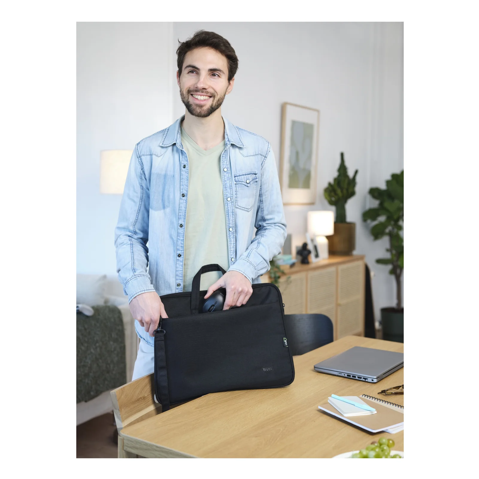 Trust Bologna 40,6 cm (16") Malette Noir