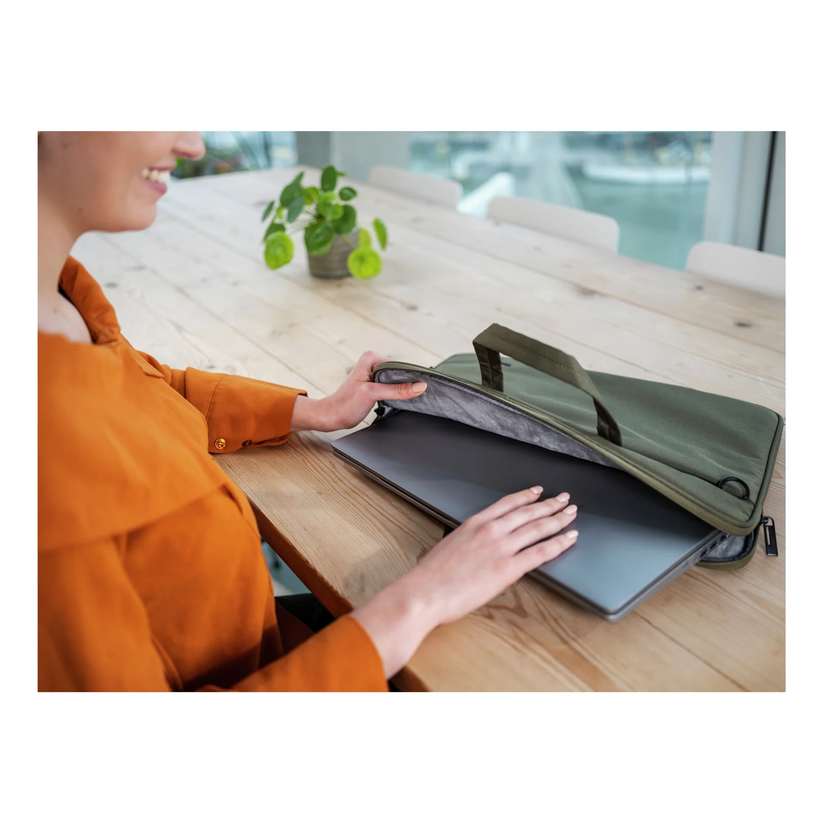Trust Bologna 40,6 cm (16") Malette Vert