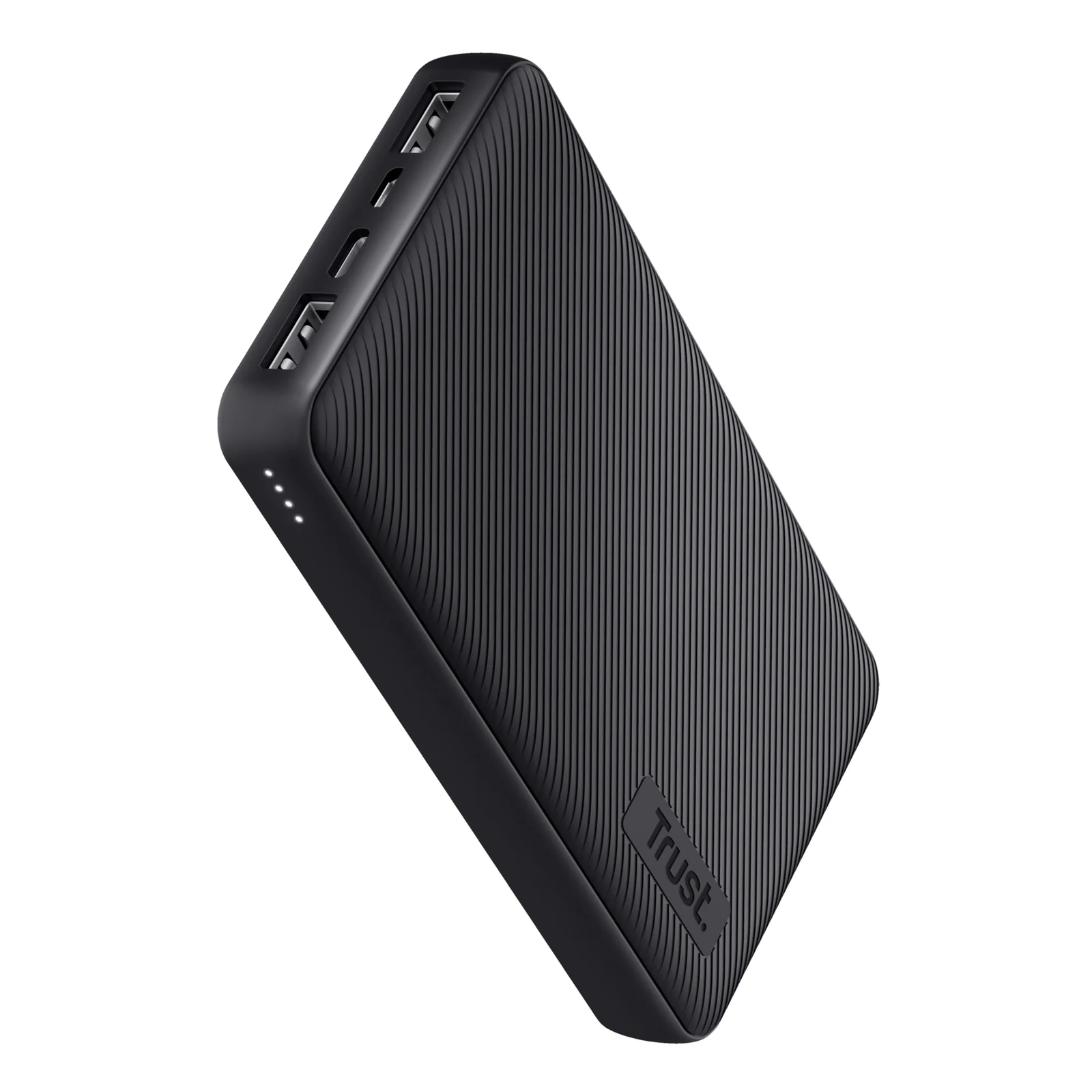 Vue trois quarts, batterie externe noire Trust Primo compacte avec voyants LED et port USB-C visible