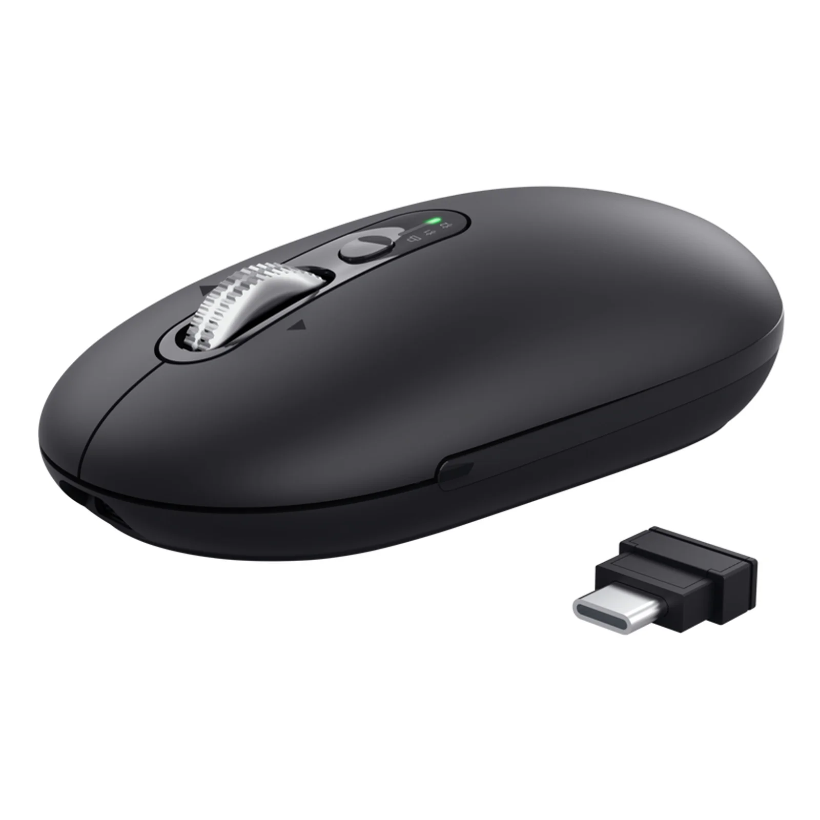 Vue de face légèrement de dessus, souris noire, récepteur USB-C sorti sur le côté droit