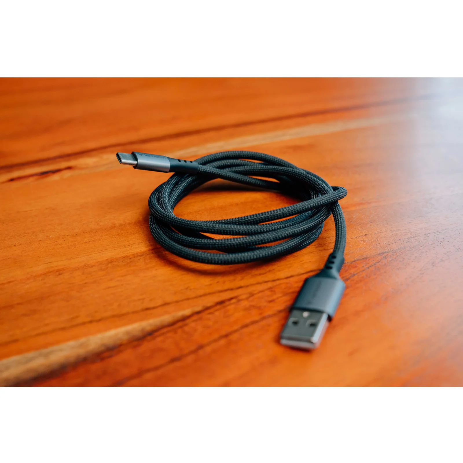 Verbatim 31843 câble USB USB 2.0 1,2 m USB A USB C 0,48 Gbit/s 18 W Noir