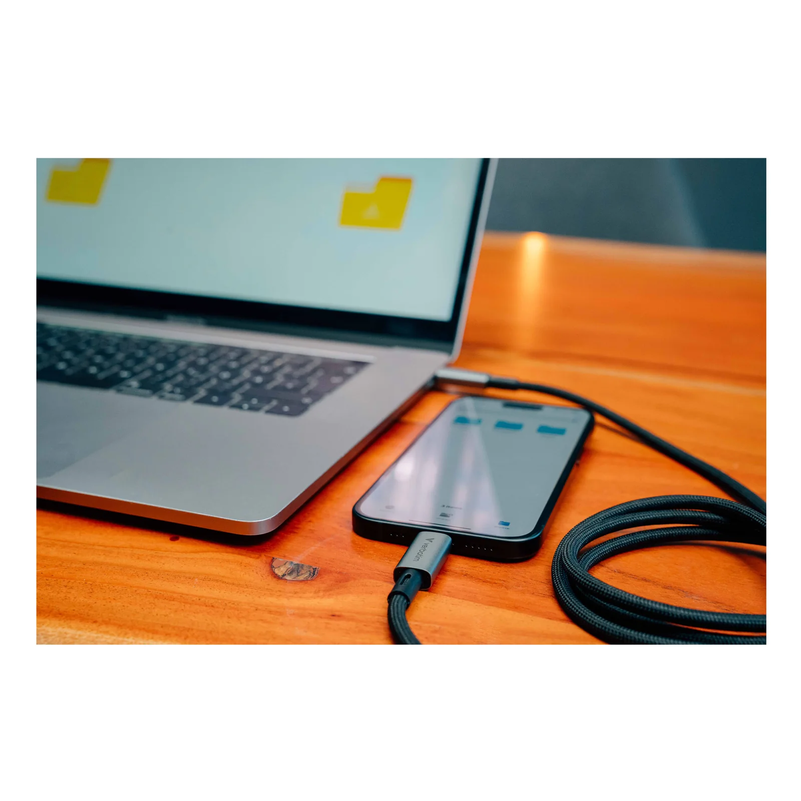 Verbatim 31847 câble USB USB4 Gen 2x2 1,2 m USB C 40 Gbit/s 240 W Noir