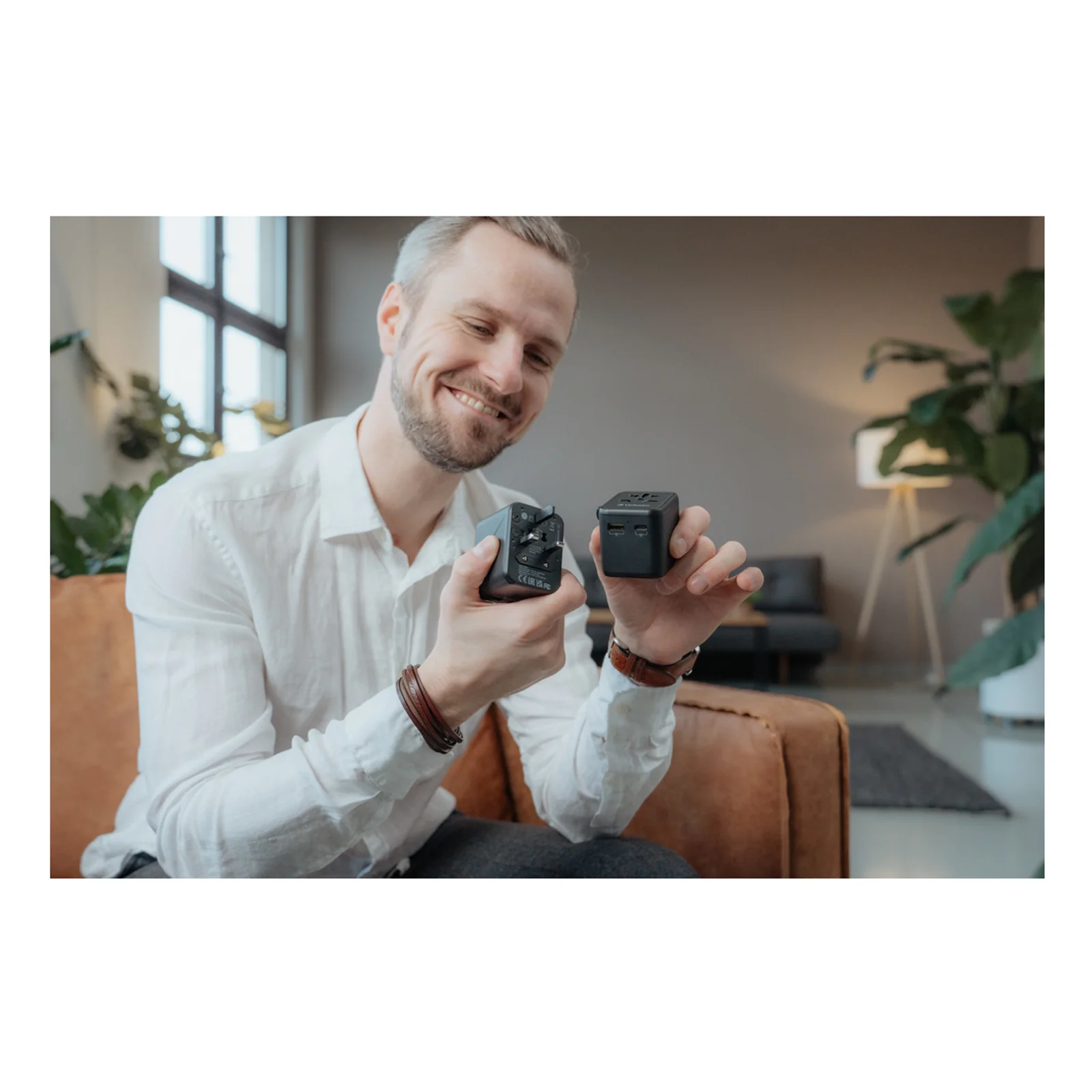 Verbatim 49545 adaptateur prise d'alimentation Universel