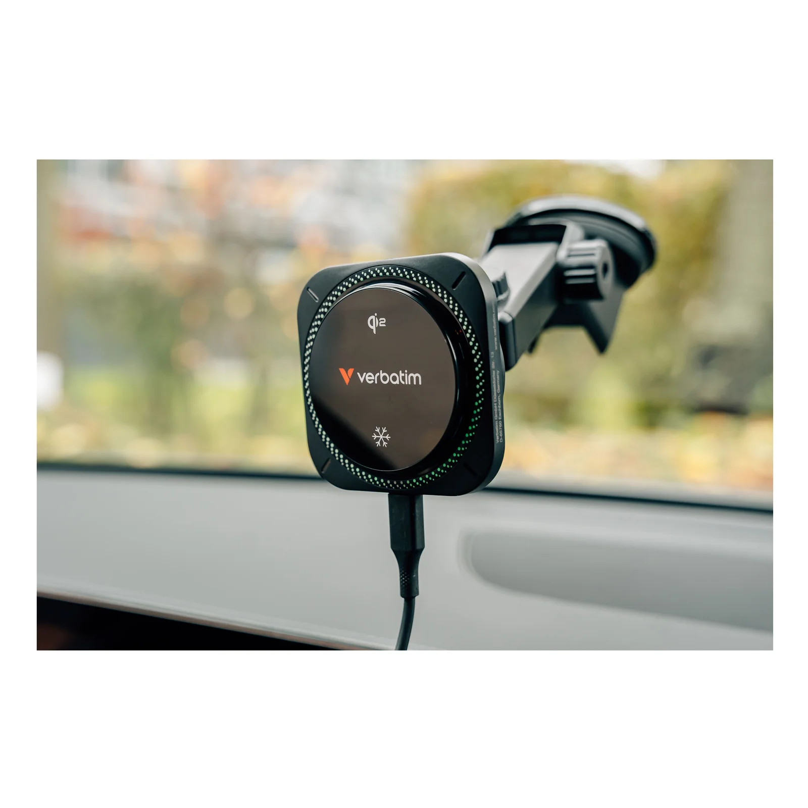 Verbatim Charge 'n' Drive Qi2 RGB Smartphone Noir USB Recharge sans fil Charge rapide Auto