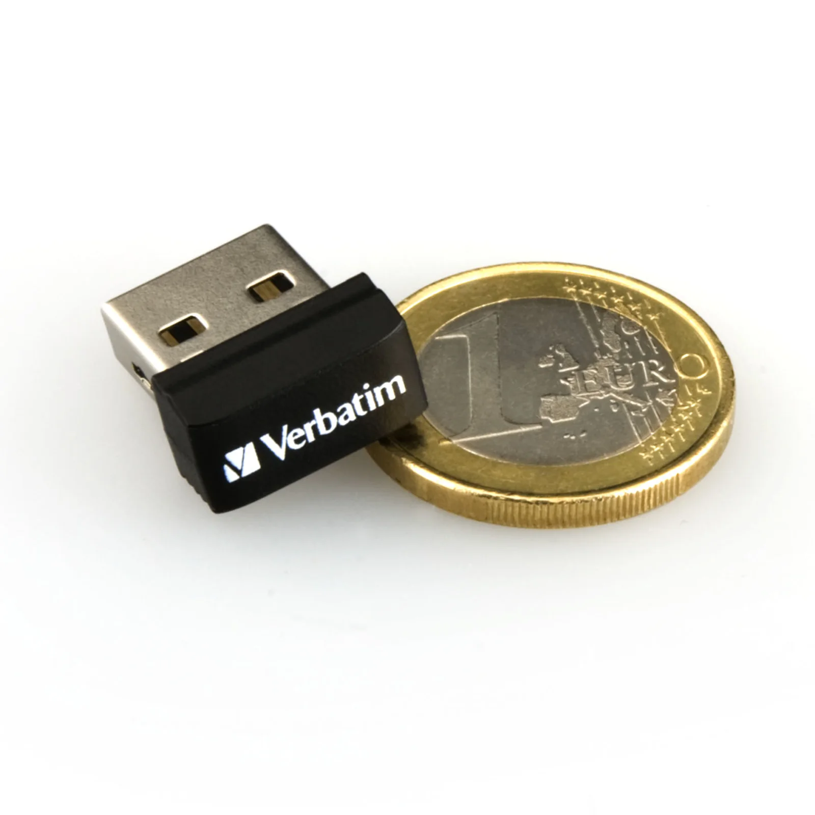 Verbatim Clé NANO USB Store 'n' Stay 32 Go