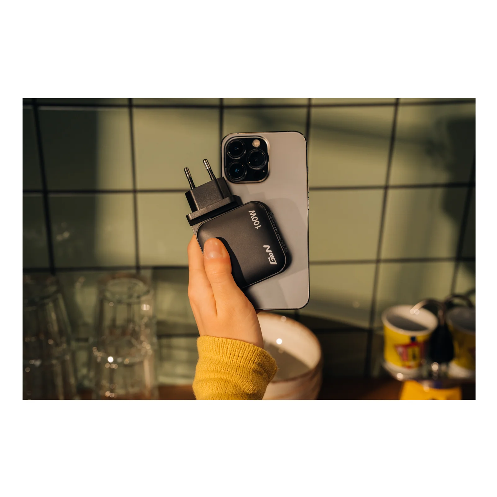 Verbatim GaN Charger 100W Universel Noir Secteur Charge rapide Intérieure