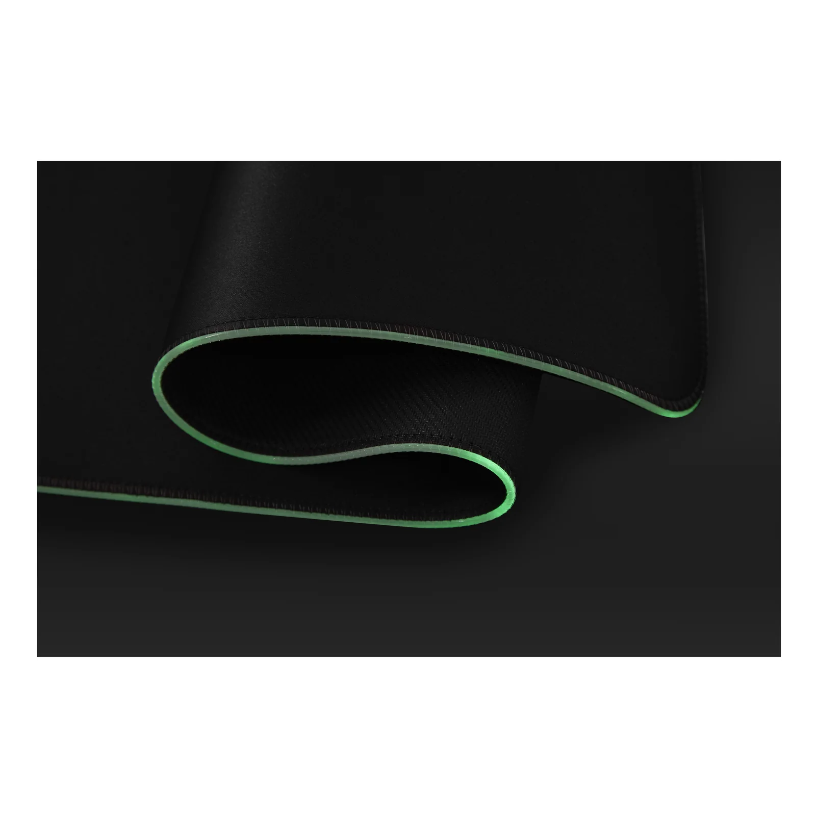 SureFire Silent Flight RGB-320 Tapis de souris de jeu Noir